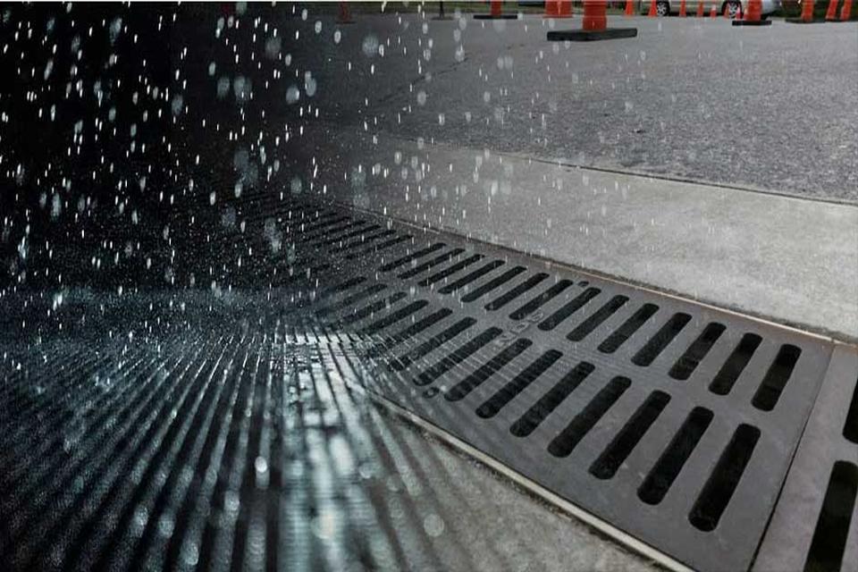 RAIN GRATING